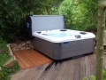 Outdoorwhirlpool von V u B auf Holzterrasse in Niedersachen