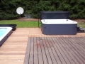 Whirlpool in Terrasse integriert