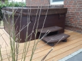 Passende Whirlpooltreppe zum Pool