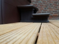 Wellnessdrops baut Holzdeck um Whirlpool