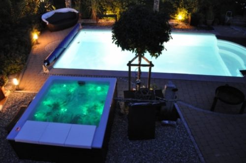 Pool und Lounge Concept NACHTS