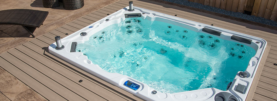 hydropool-hottubs-selfcleaning-slider-07